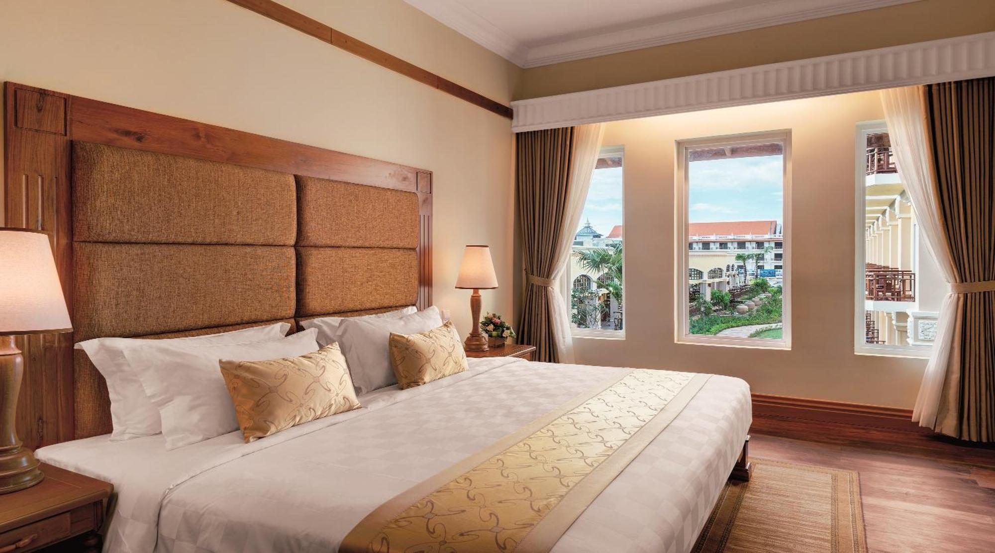 Sokha Siem Reap Resort & Convention Center Exterior photo