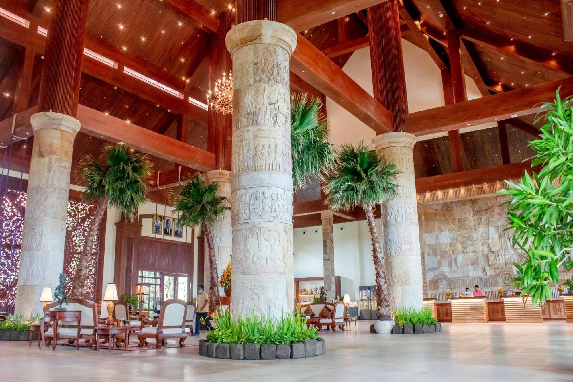 Sokha Siem Reap Resort & Convention Center Exterior photo
