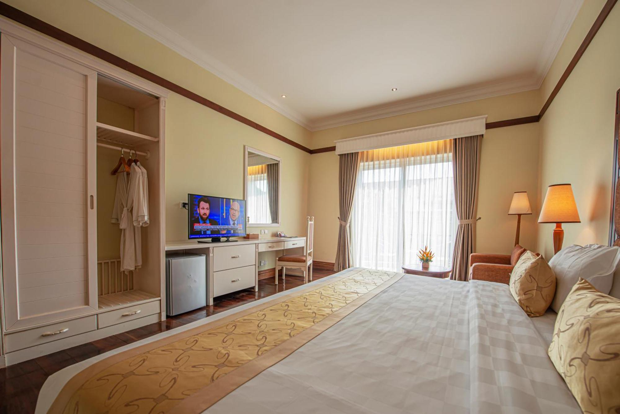 Sokha Siem Reap Resort & Convention Center Exterior photo